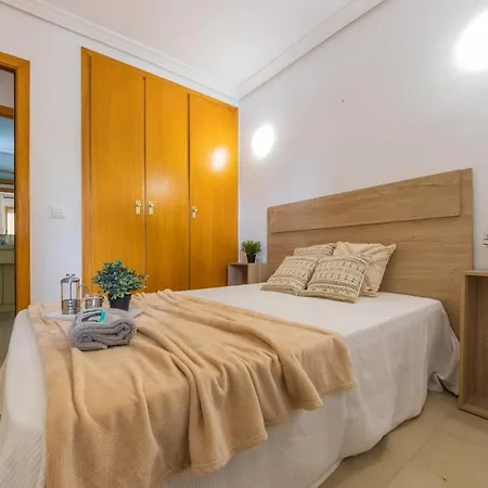 Con Piscina A 250m De La Playa Apartament